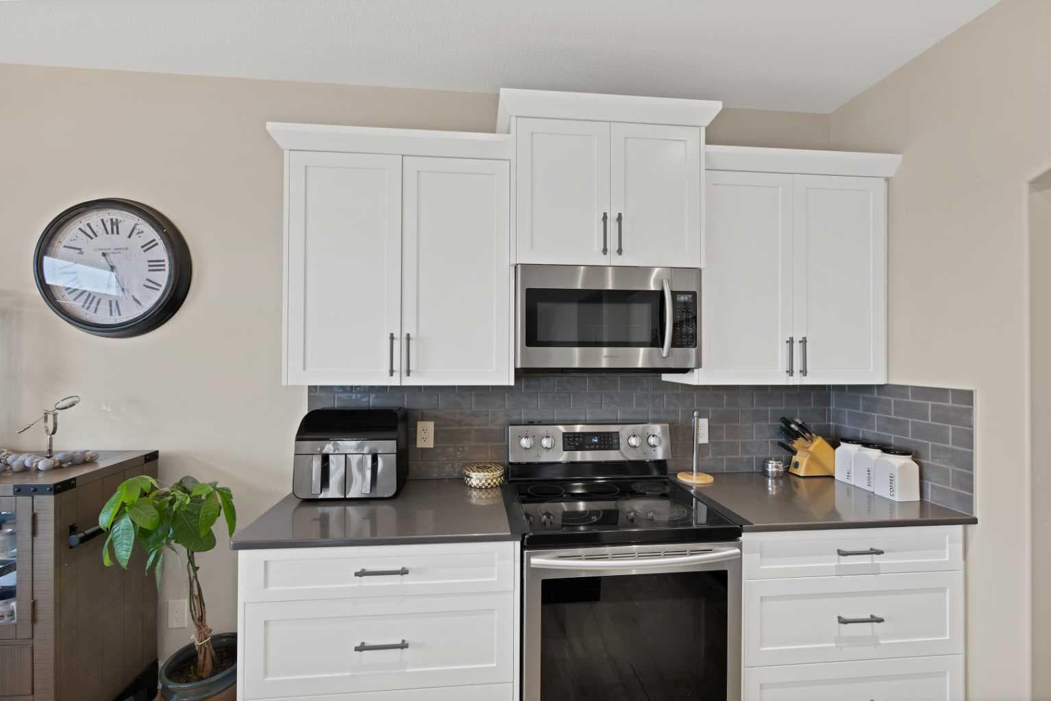 185 Bayside Loop SW