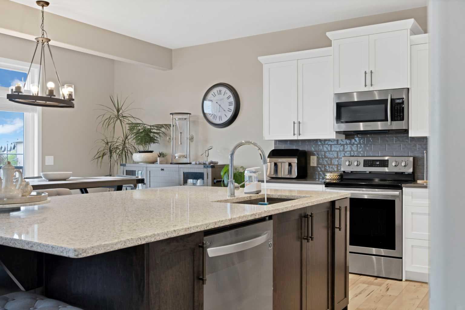 185 Bayside Loop SW