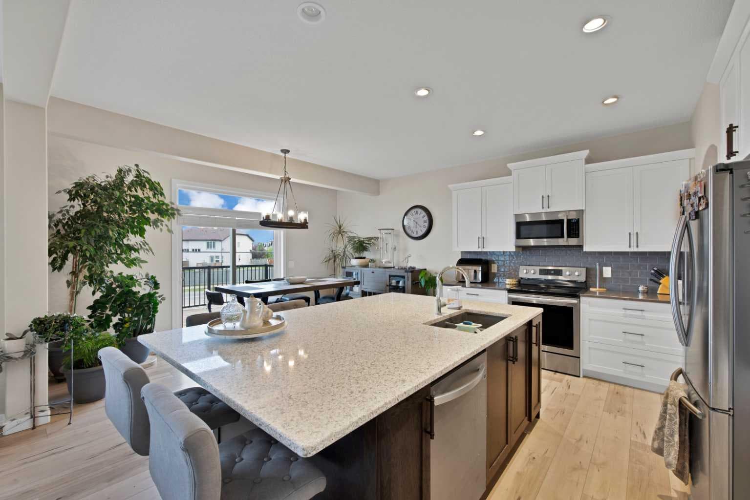 185 Bayside Loop SW