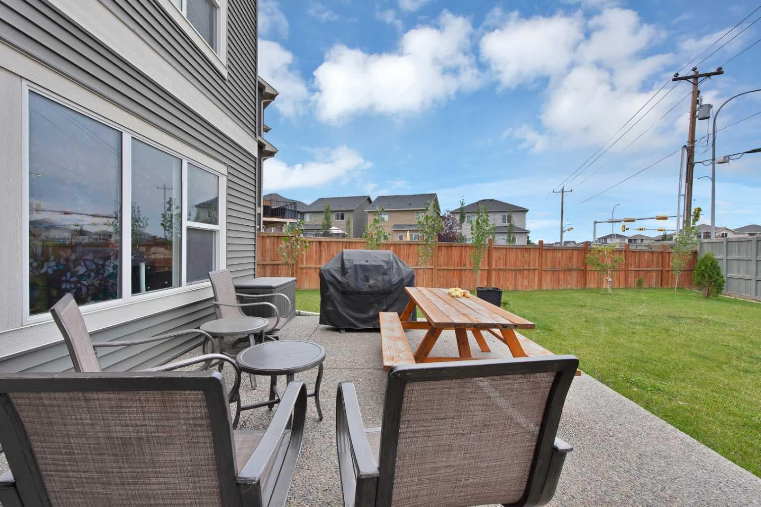 185 Bayside Loop SW