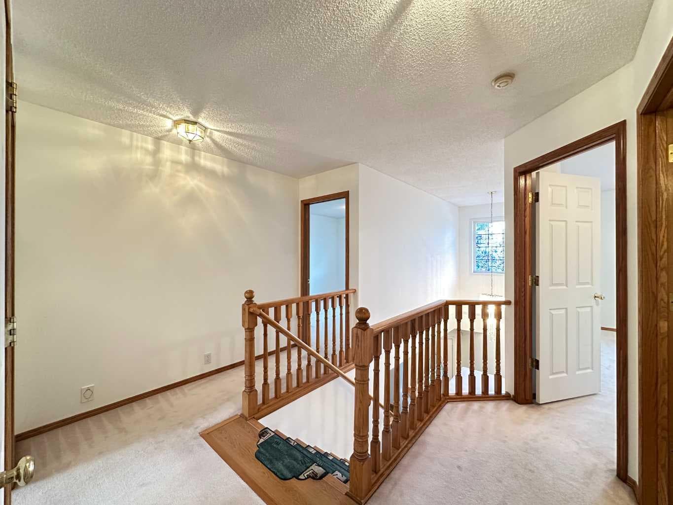 70 Schooner Close NW