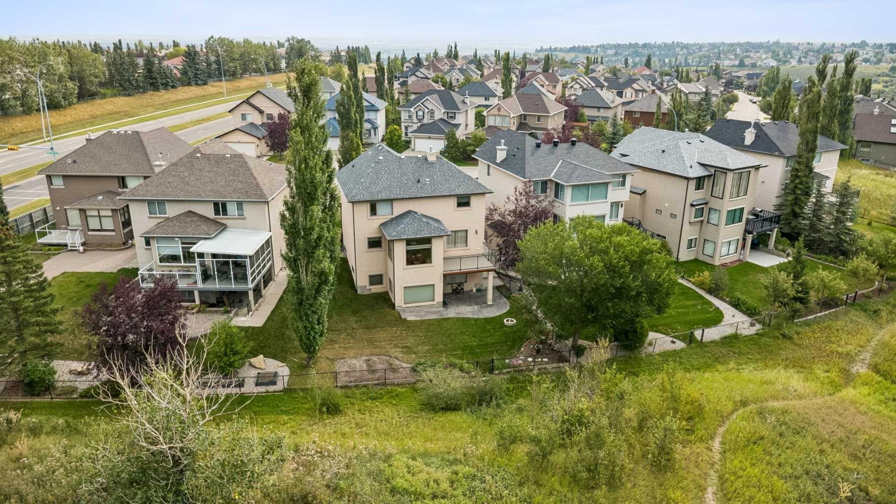 127 Edgeridge Close NW