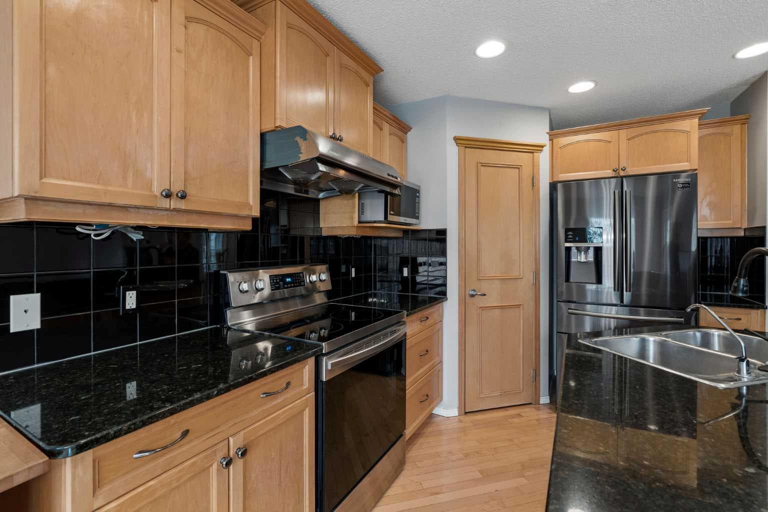 22 Somerside Crescent SW