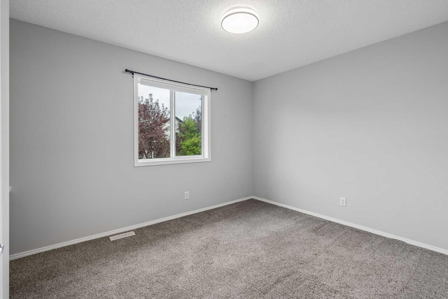 22 Somerside Crescent SW