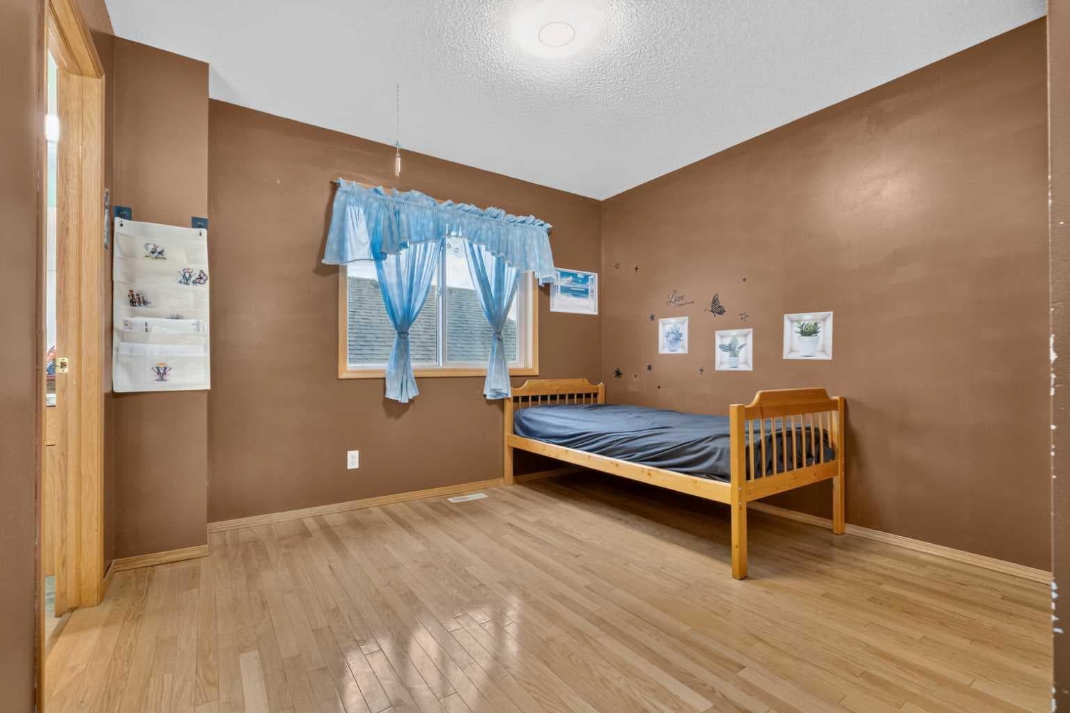 179 Erin Park Drive SE