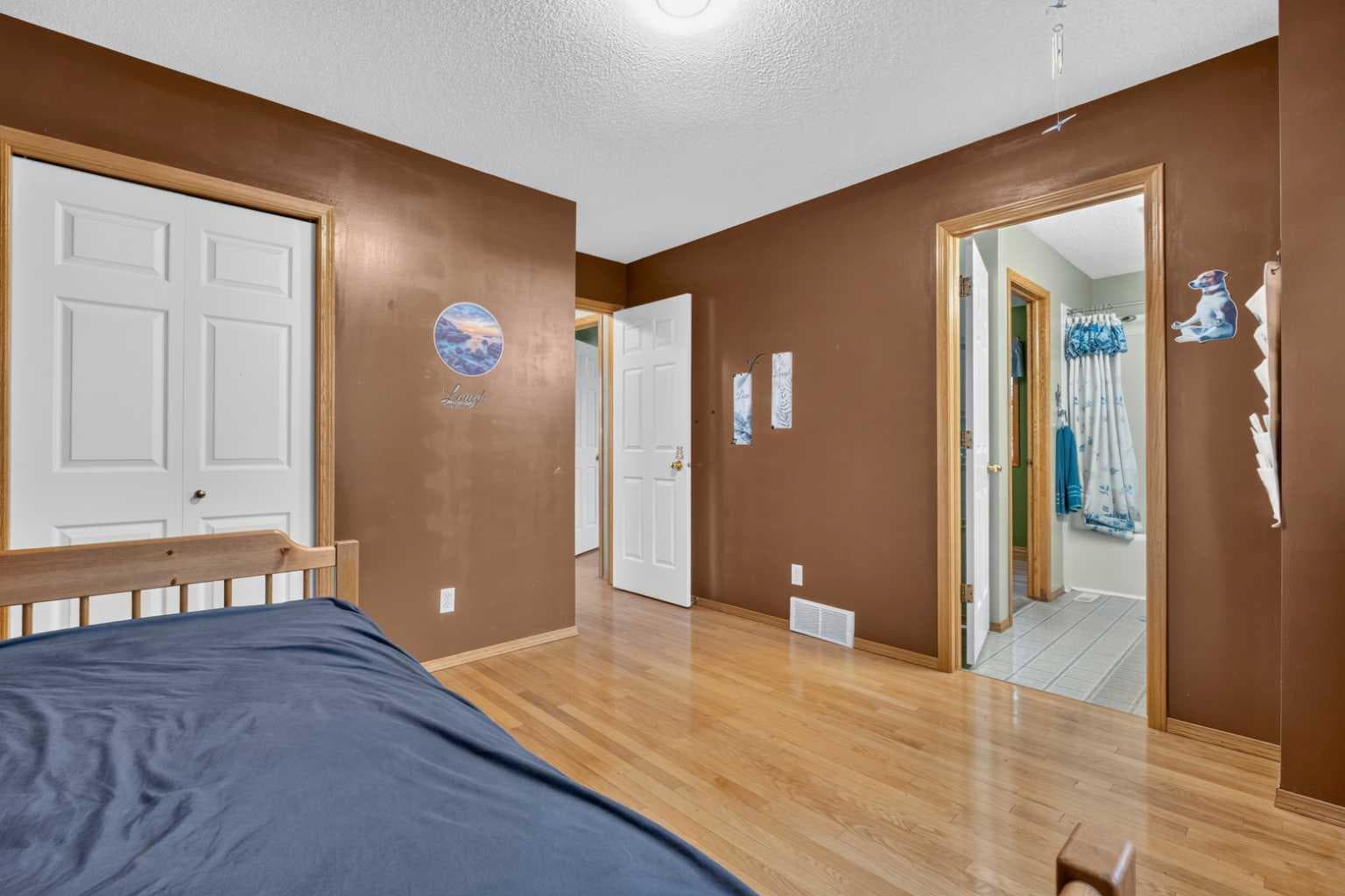 179 Erin Park Drive SE