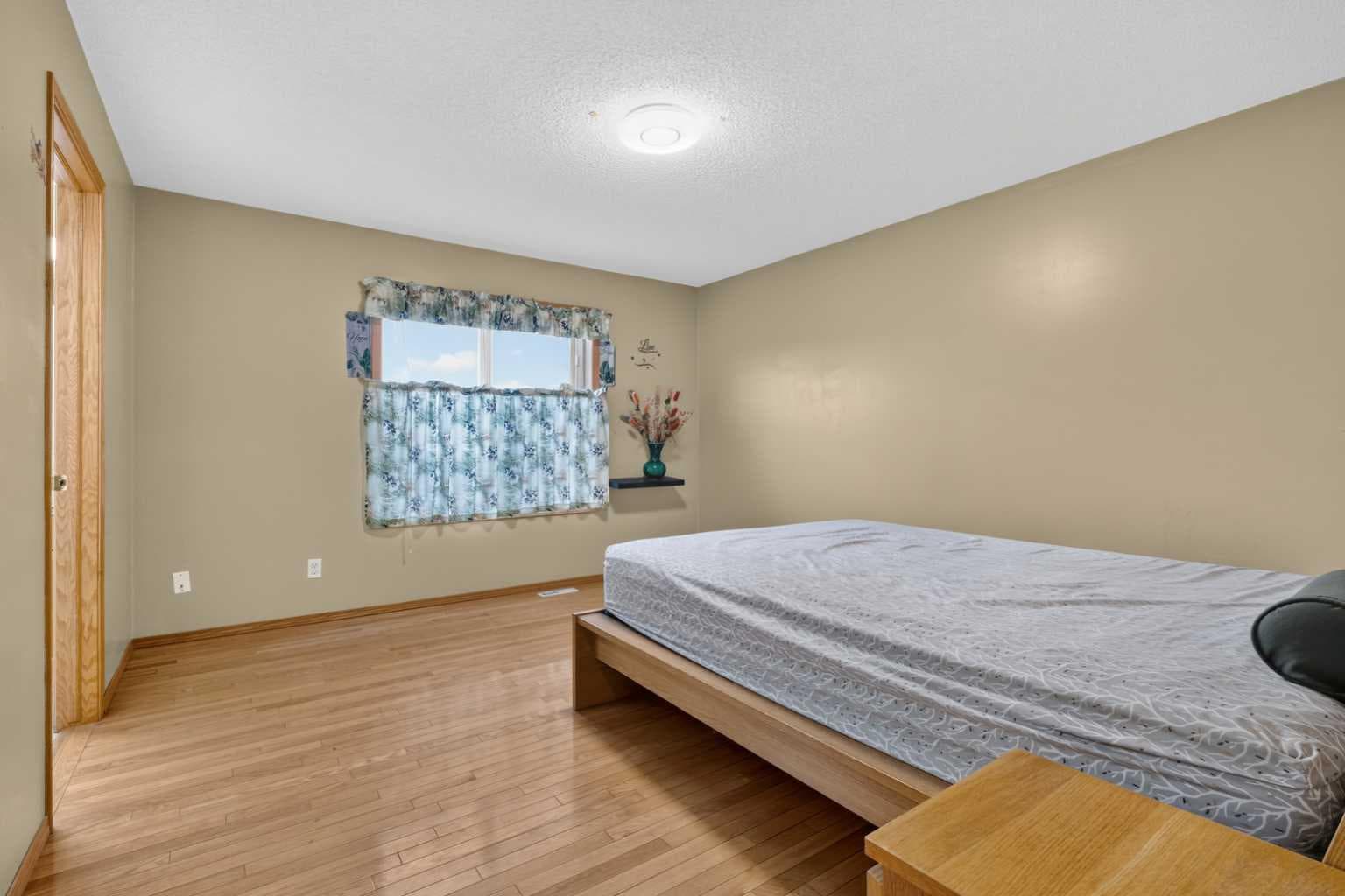 179 Erin Park Drive SE