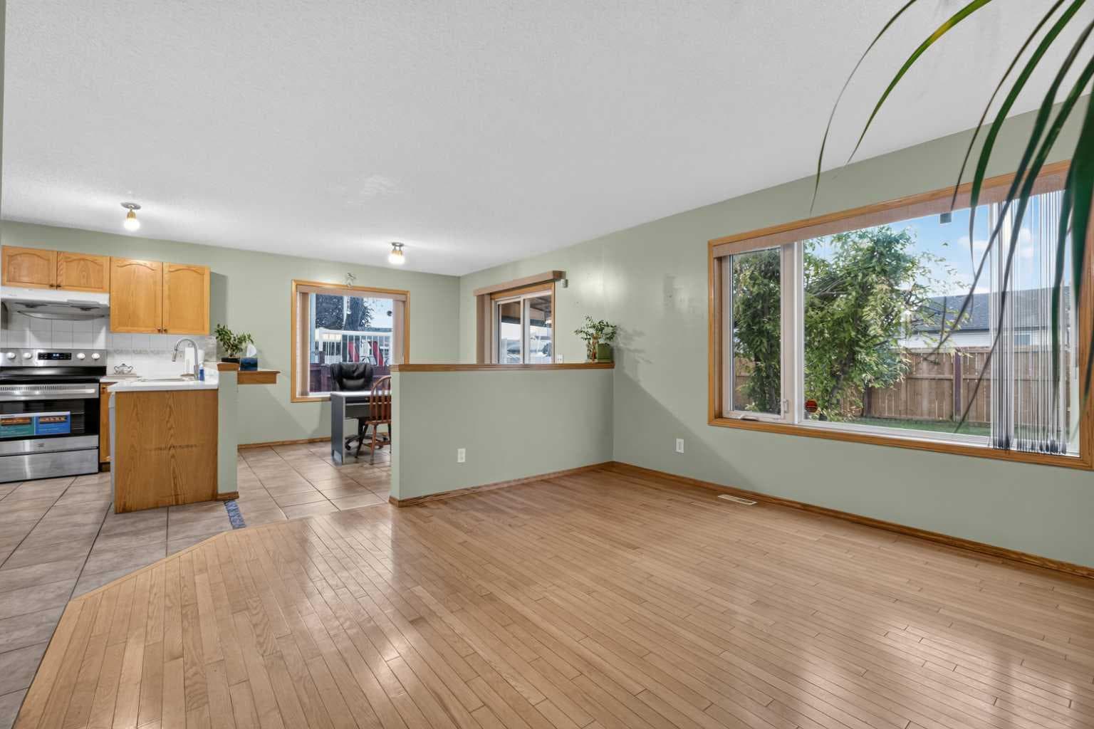 179 Erin Park Drive SE