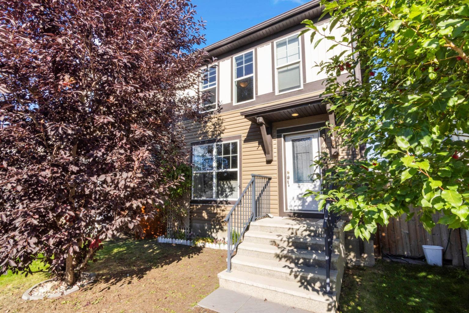 348 Auburn Crest Way SE