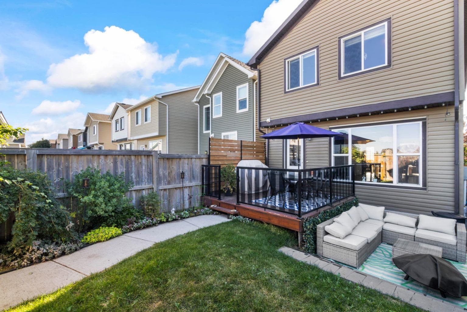 348 Auburn Crest Way SE