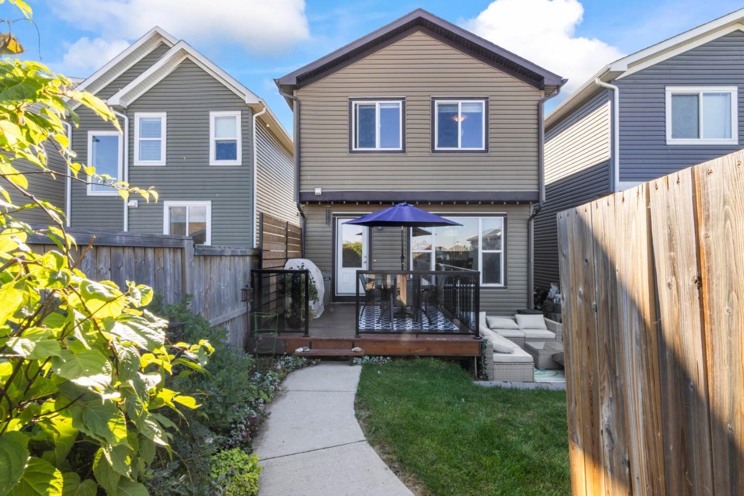 348 Auburn Crest Way SE