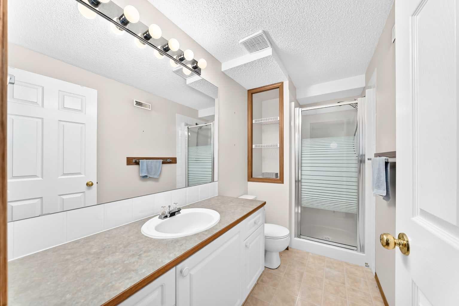 22 Somervale Point SW