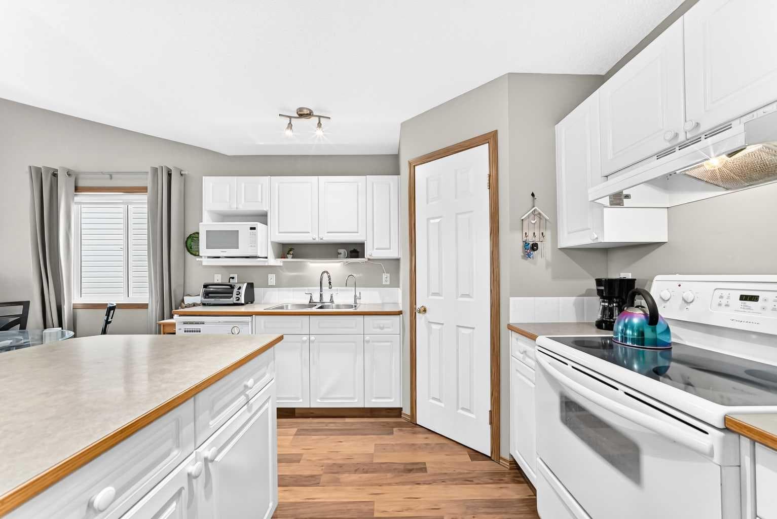 22 Somervale Point SW