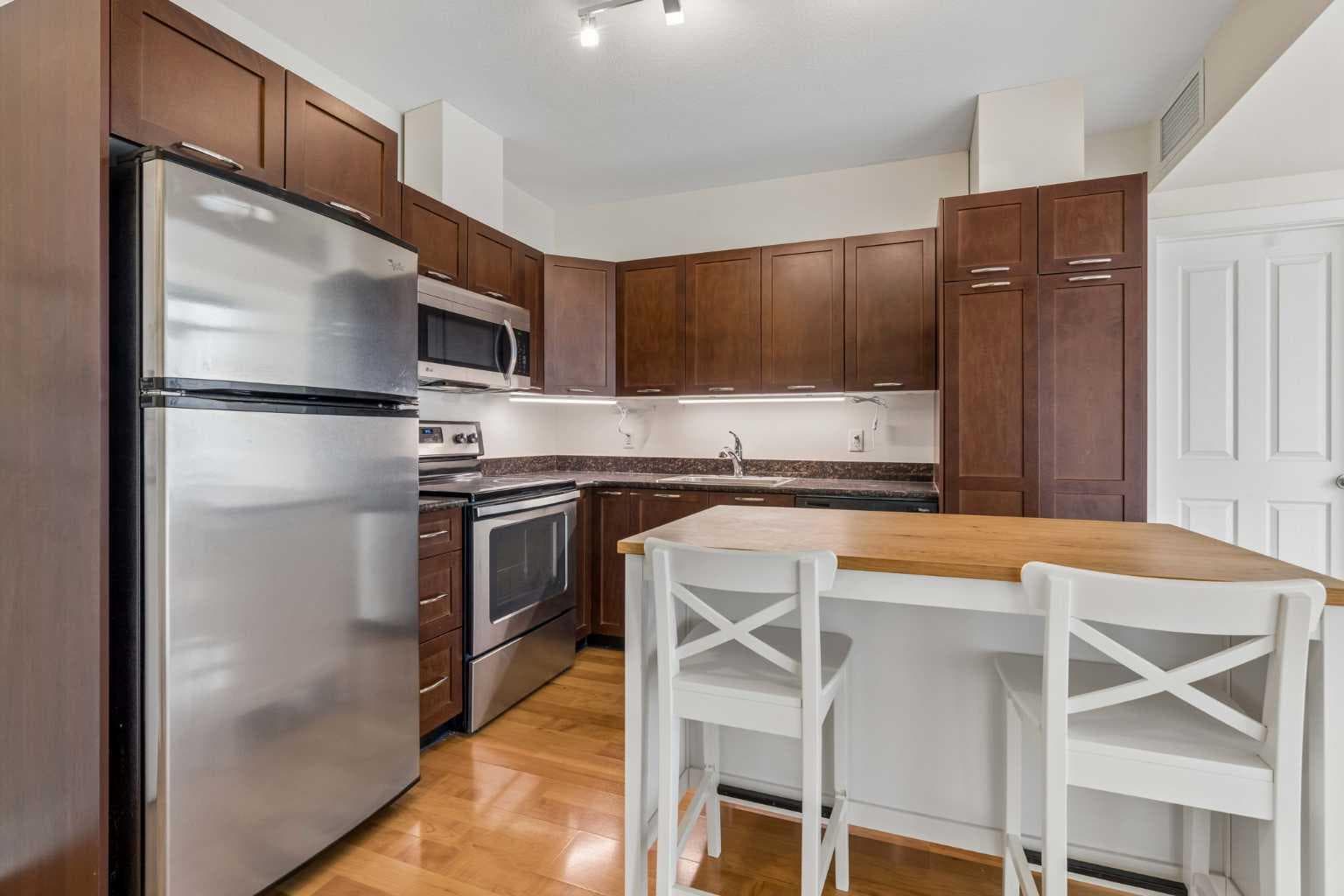 908, 3820 Brentwood Road NW
