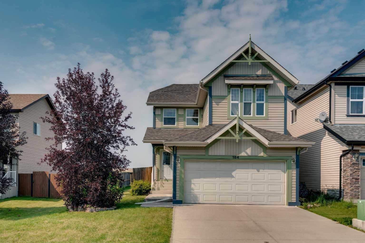 184 Everglen Way SW