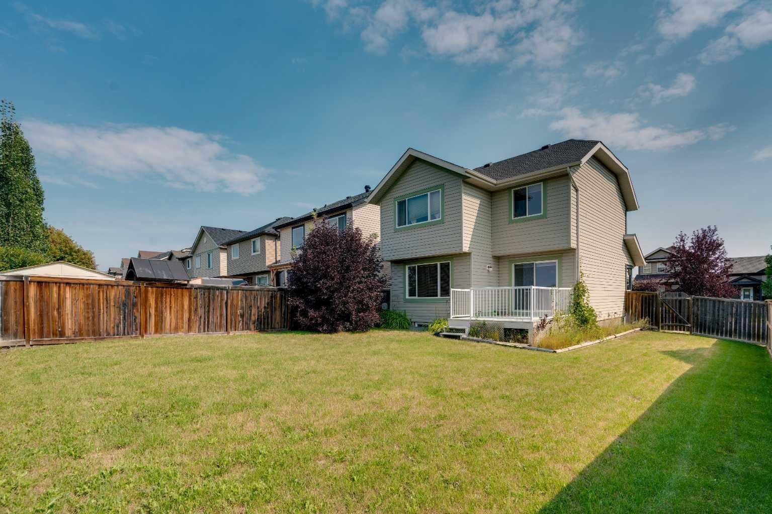 184 Everglen Way SW