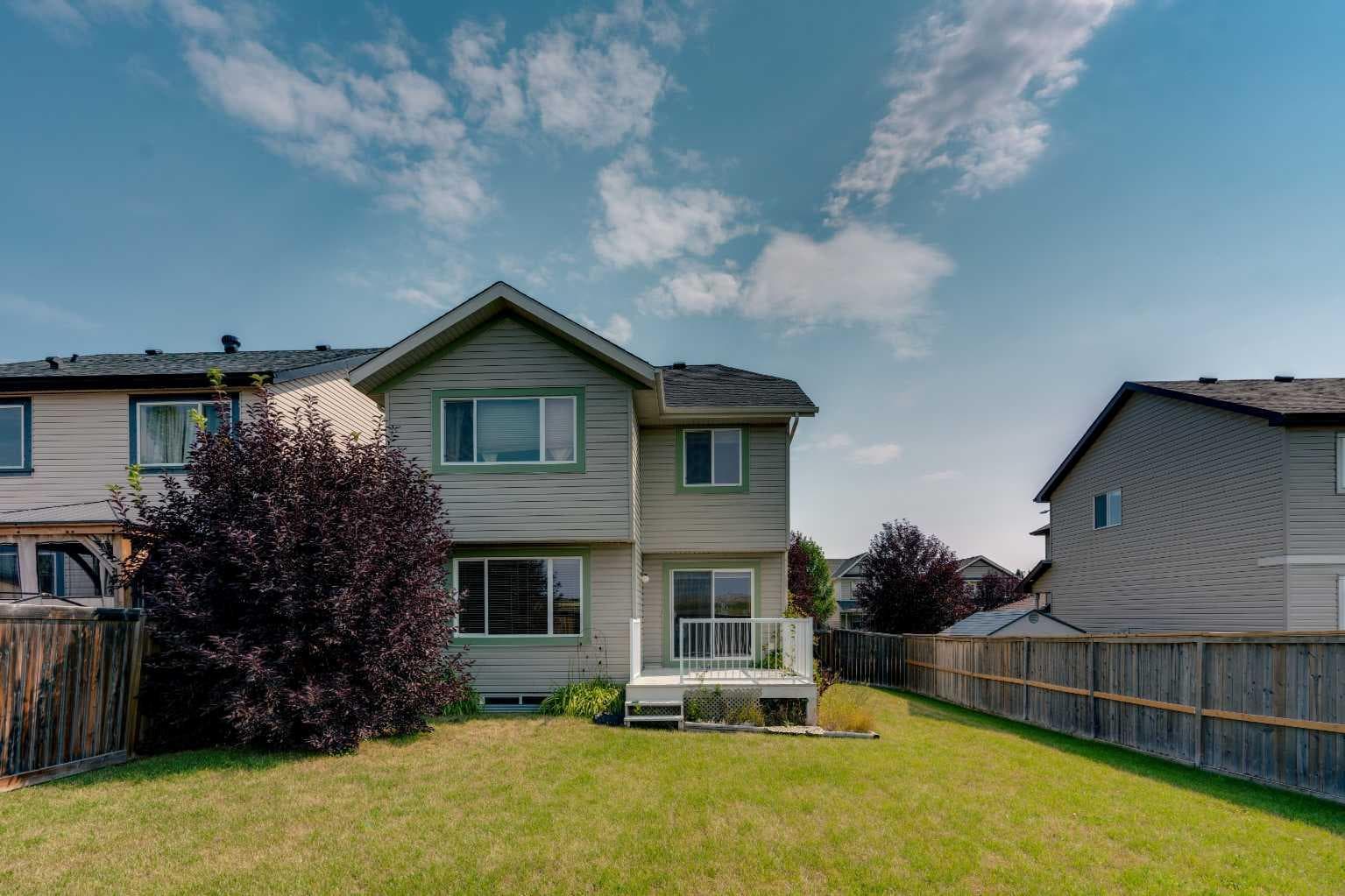 184 Everglen Way SW