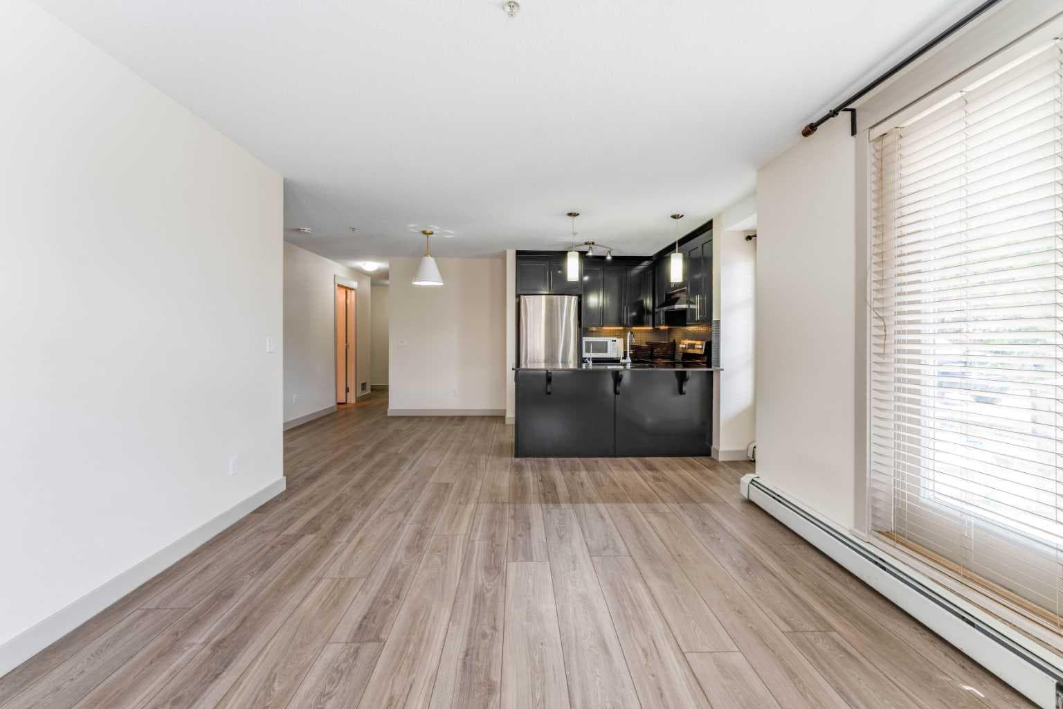 1111, 155 Skyview Ranch Way NE