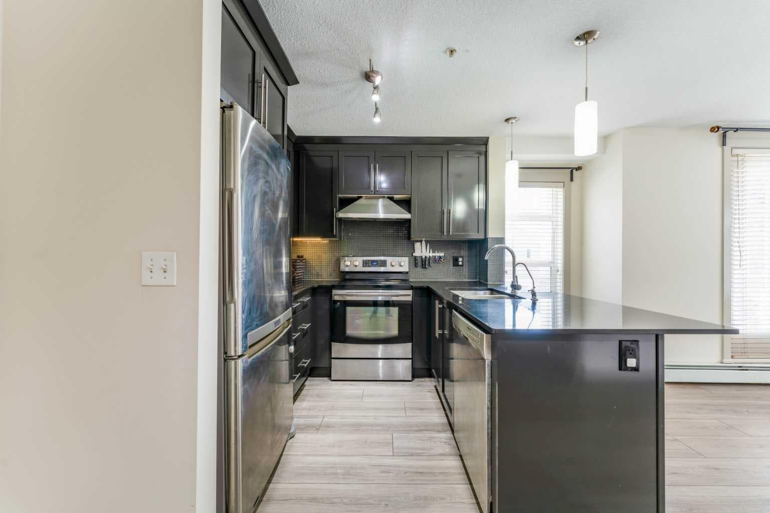 1111, 155 Skyview Ranch Way NE