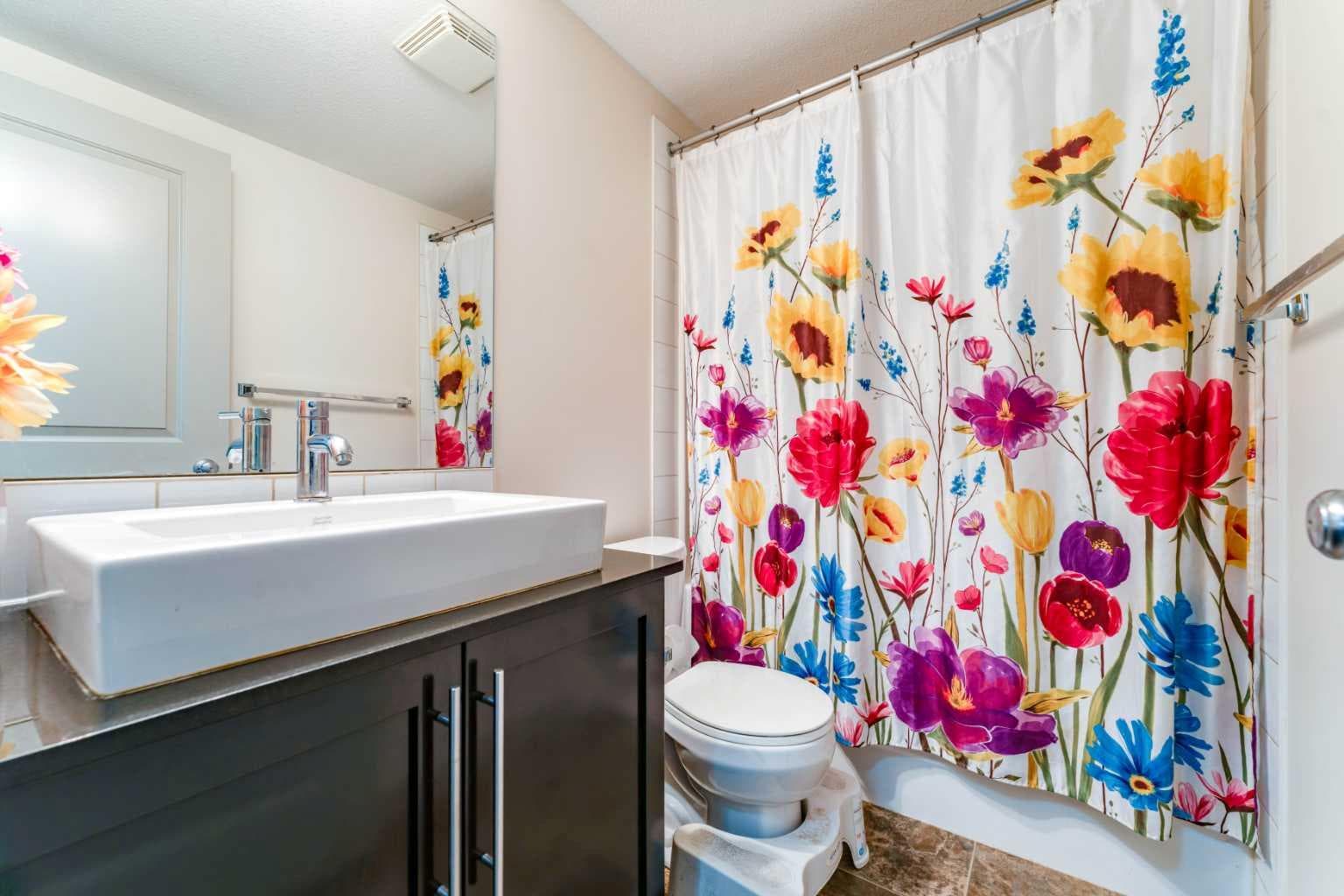 1111, 155 Skyview Ranch Way NE