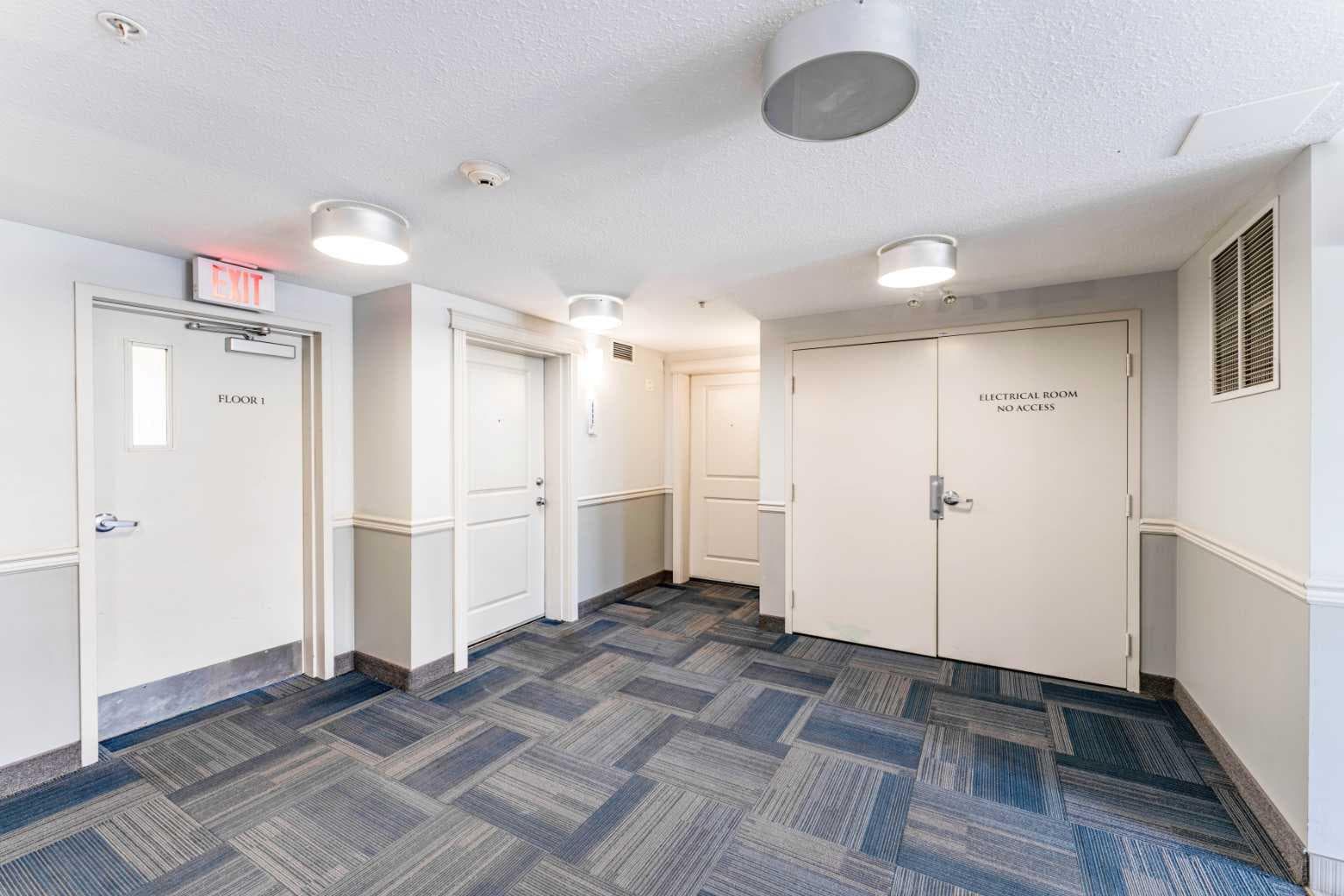 1111, 155 Skyview Ranch Way NE