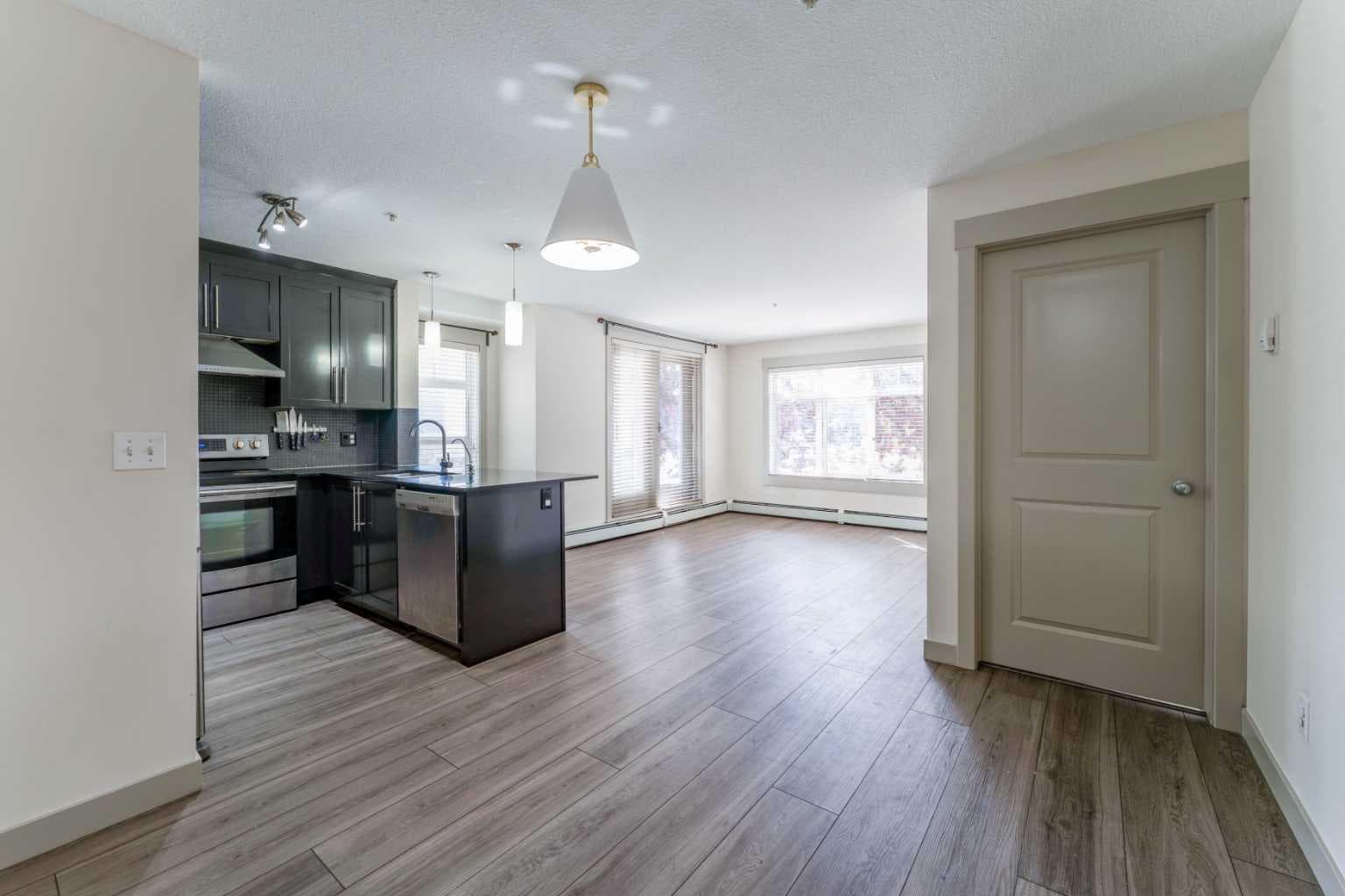1111, 155 Skyview Ranch Way NE