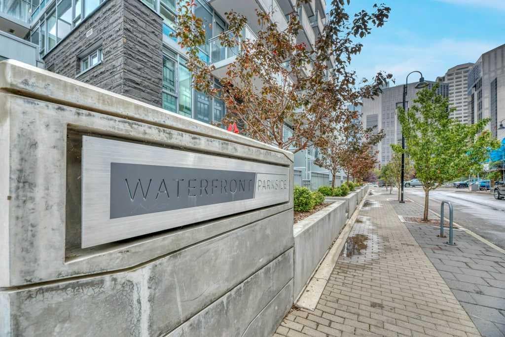 908, 108 Waterfront Court SW