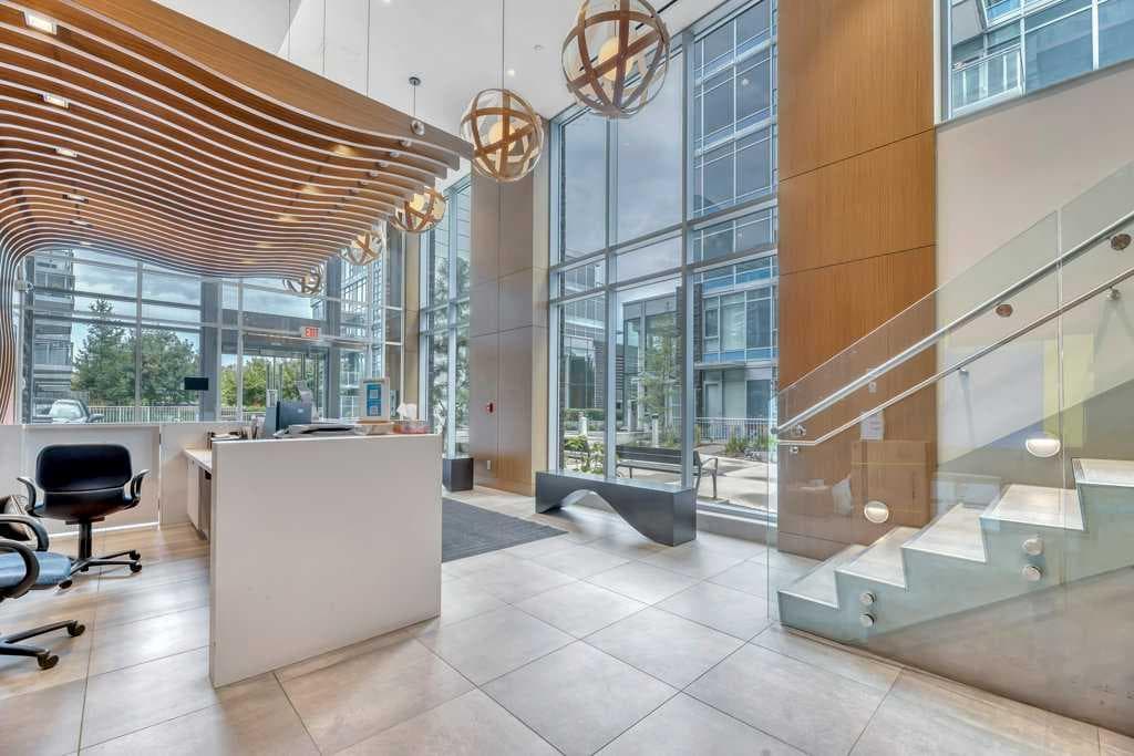 908, 108 Waterfront Court SW
