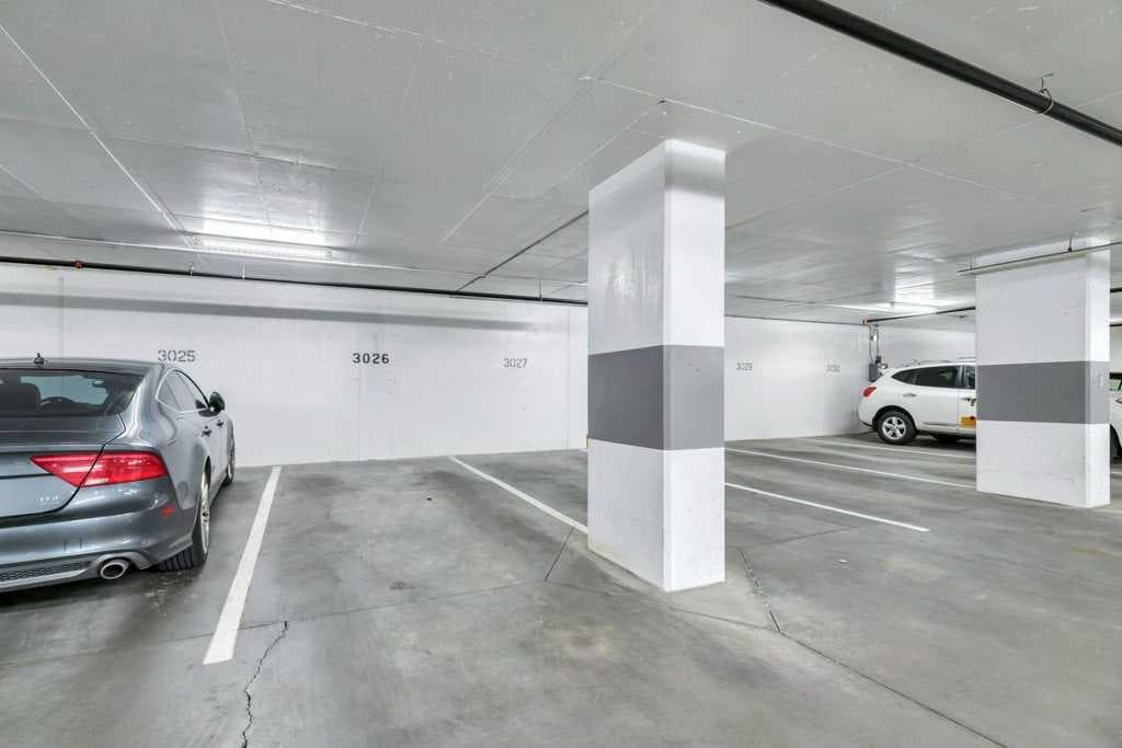908, 108 Waterfront Court SW