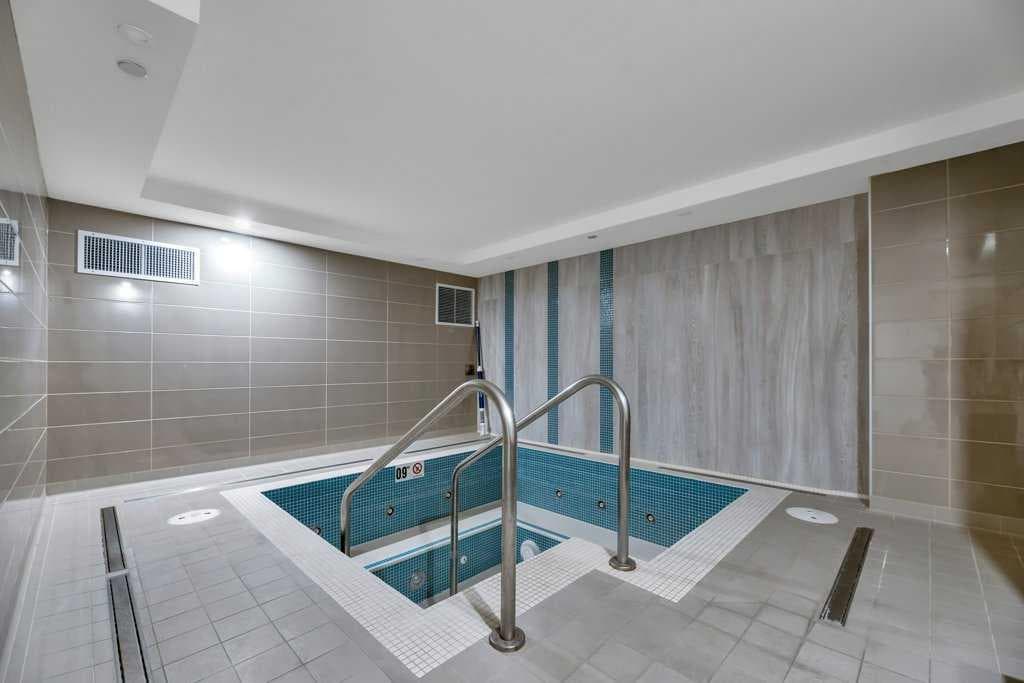 908, 108 Waterfront Court SW