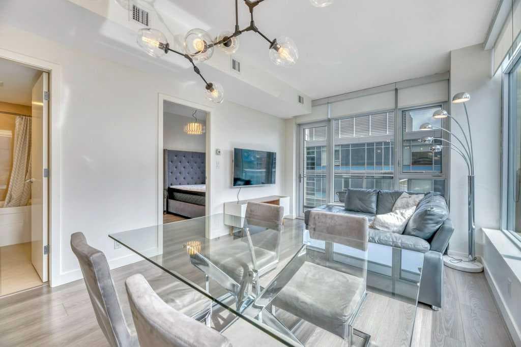 908, 108 Waterfront Court SW