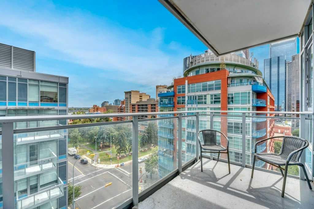 908, 108 Waterfront Court SW