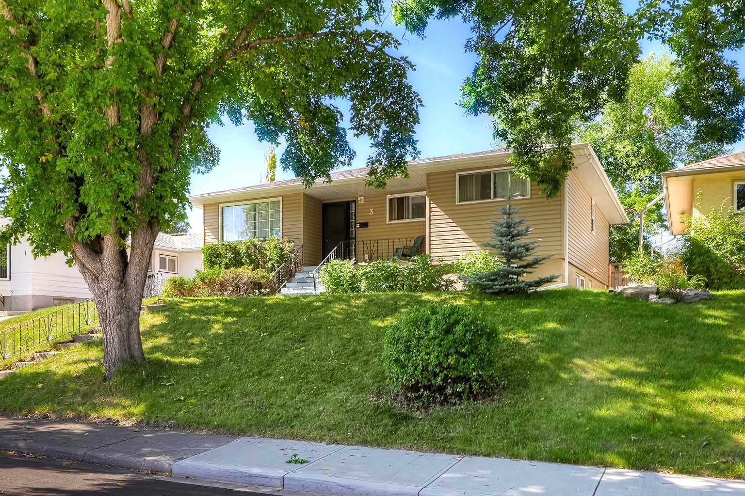 3 Creston Crescent NW