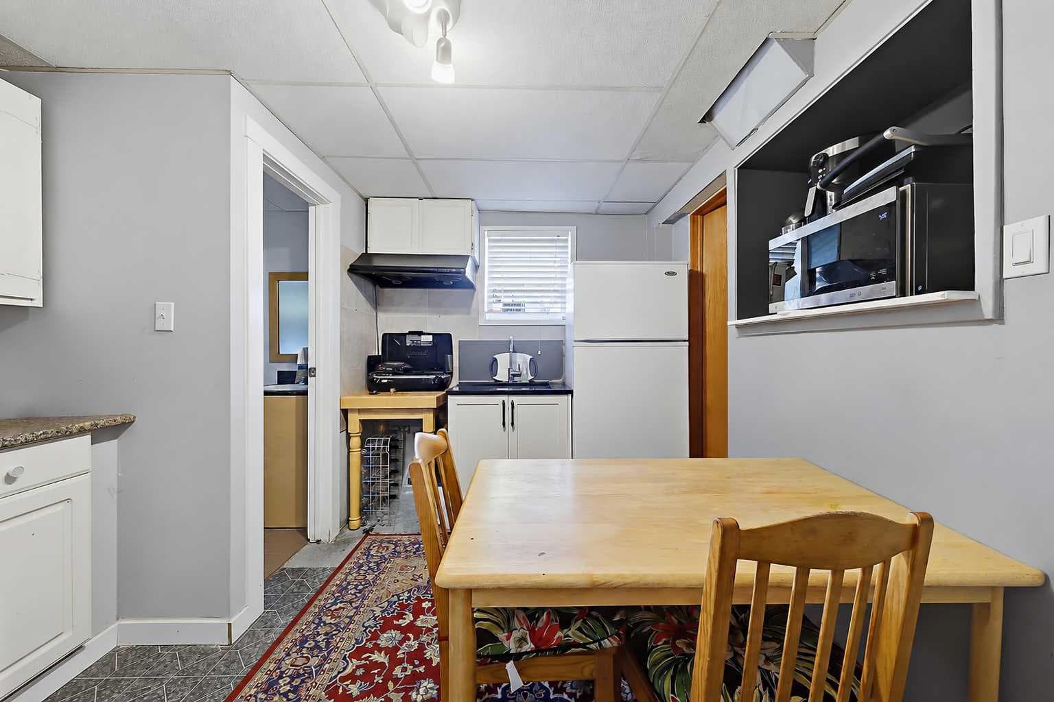3 Creston Crescent NW