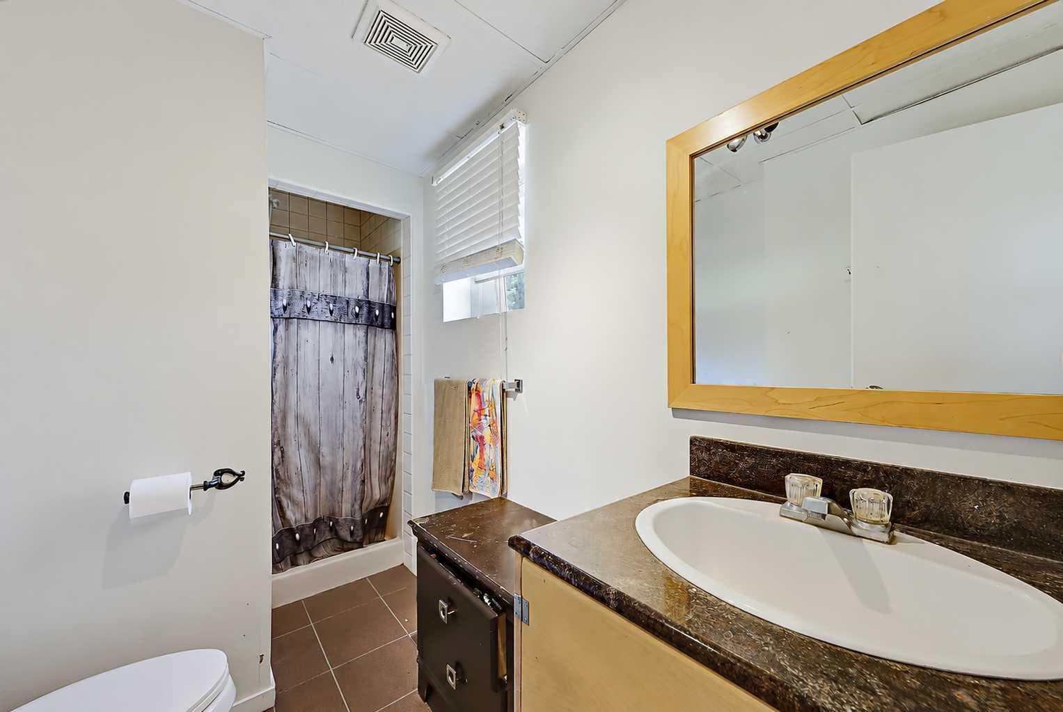 3 Creston Crescent NW