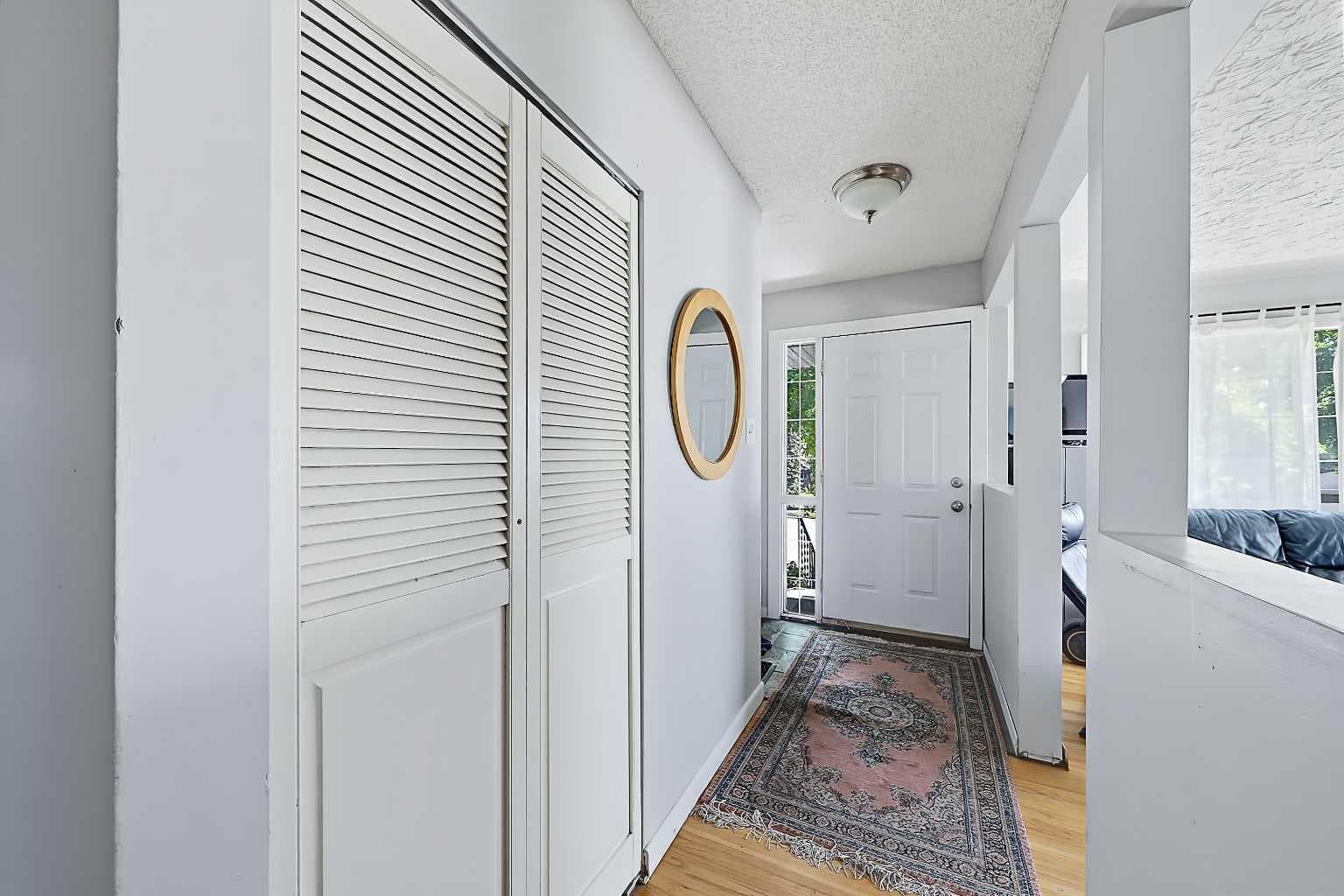 3 Creston Crescent NW