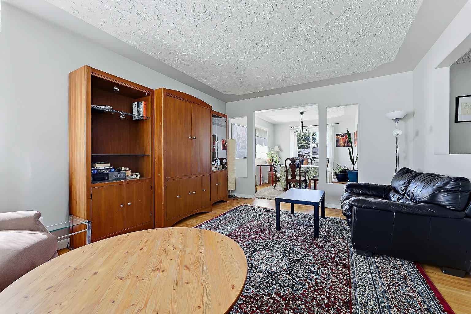 3 Creston Crescent NW