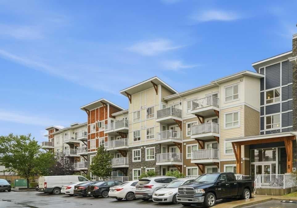 6111, 302 Skyview Ranch Drive NE