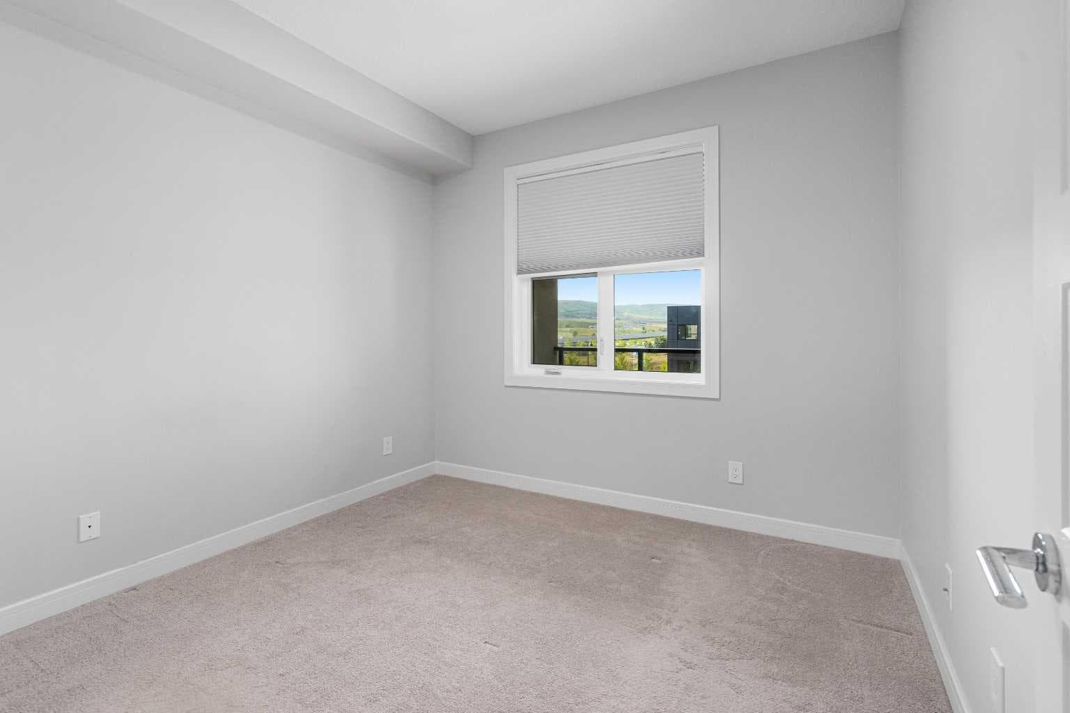 3308, 80 Greenbriar Place NW