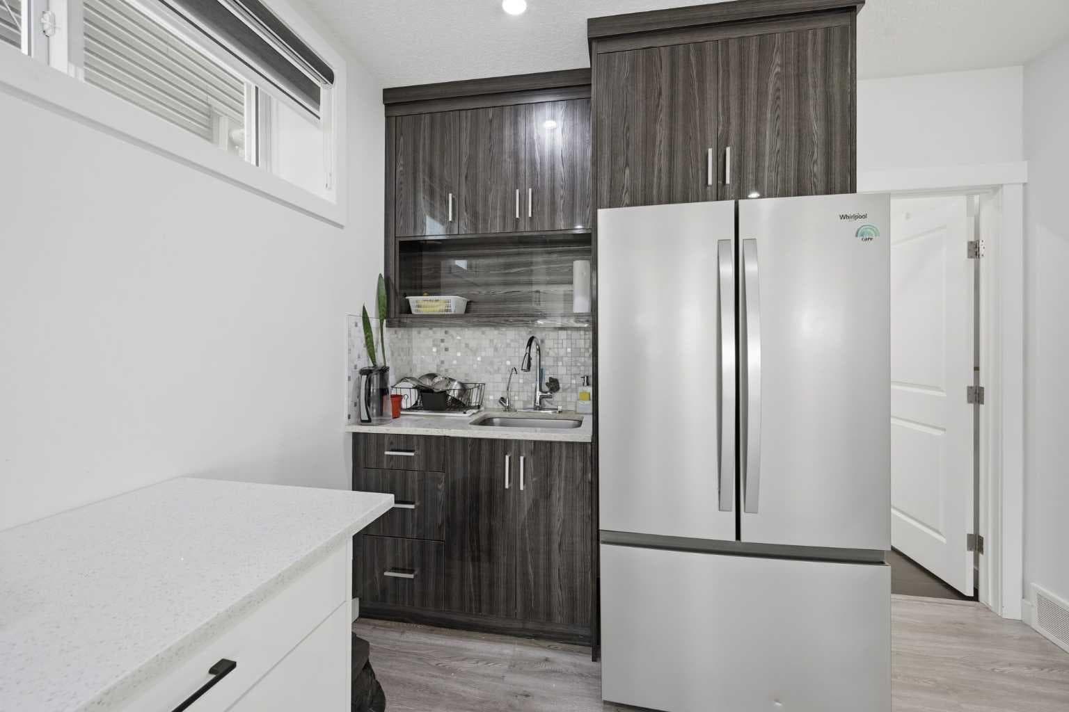 965 Midtown Avenue SW