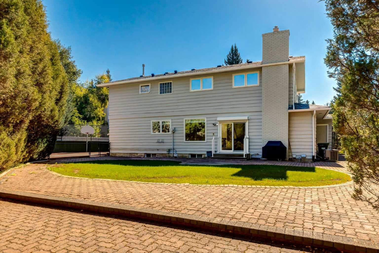 116 Pump Hill Bay SW