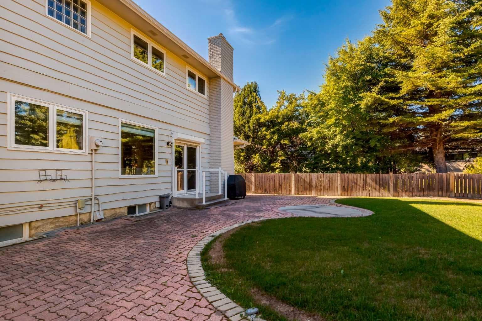 116 Pump Hill Bay SW