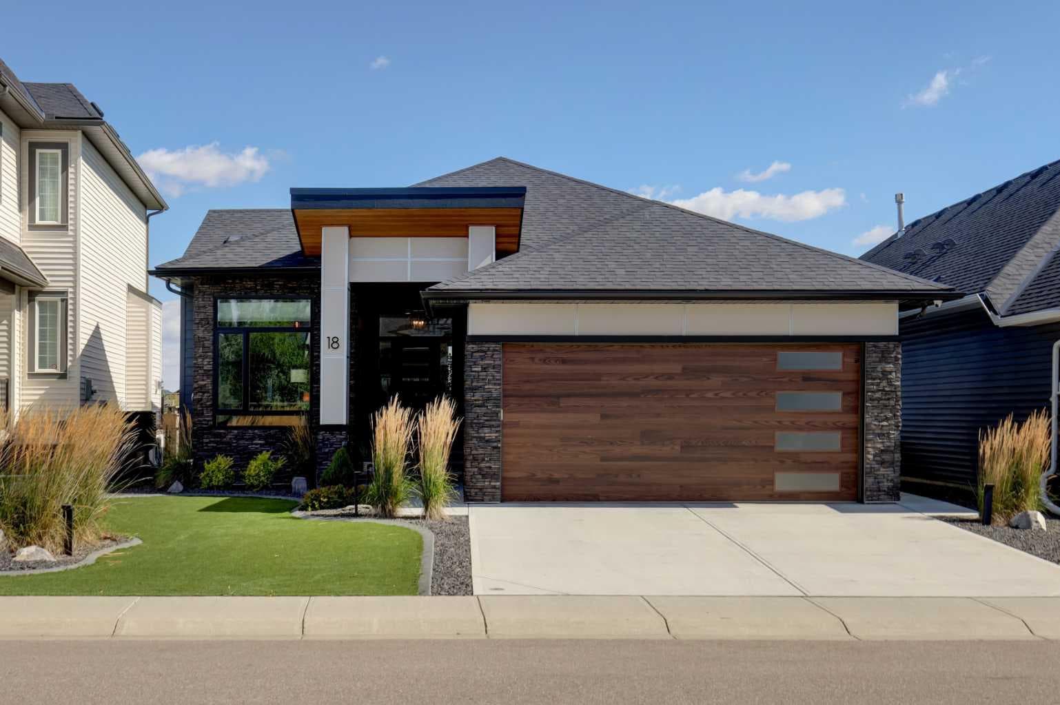 18 Coopersfield Park SW