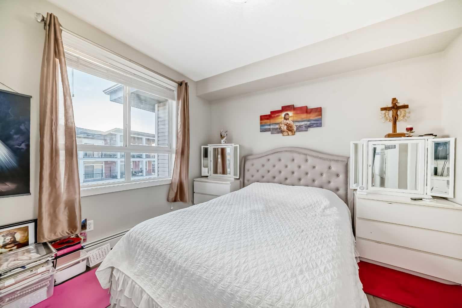 405, 10 Walgrove  SE