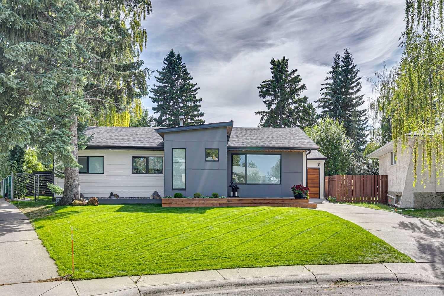 320 Braniff Place SW