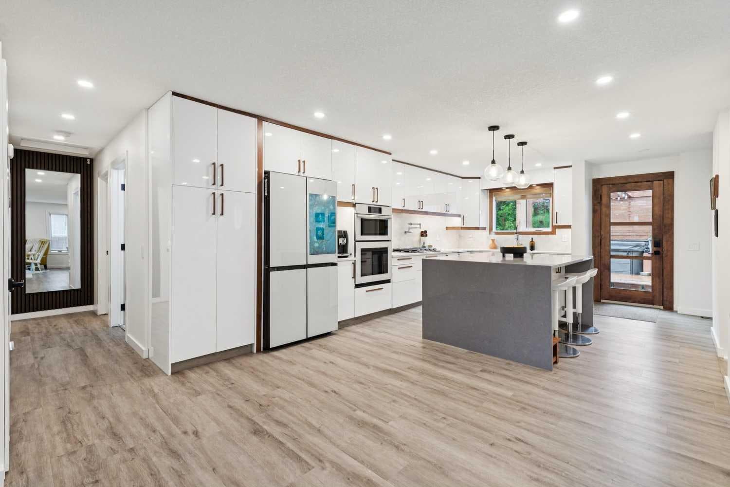 320 Braniff Place SW