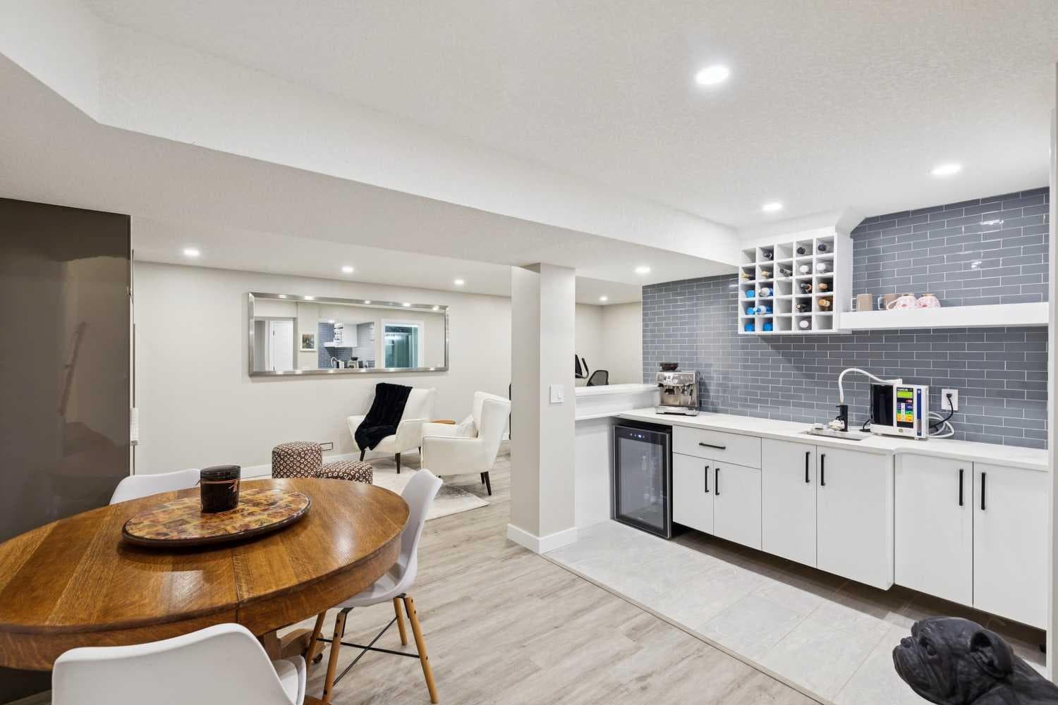 320 Braniff Place SW