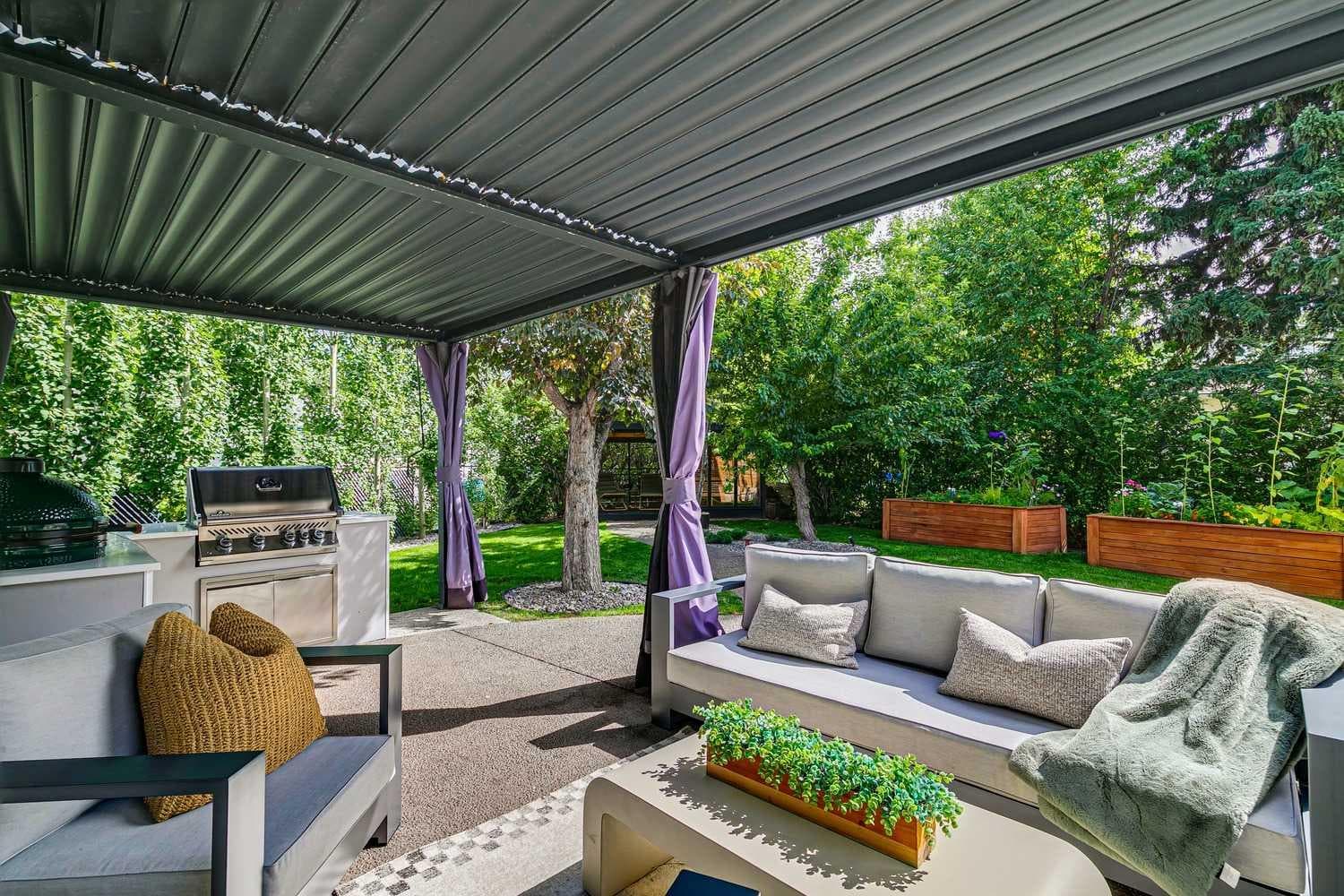 320 Braniff Place SW