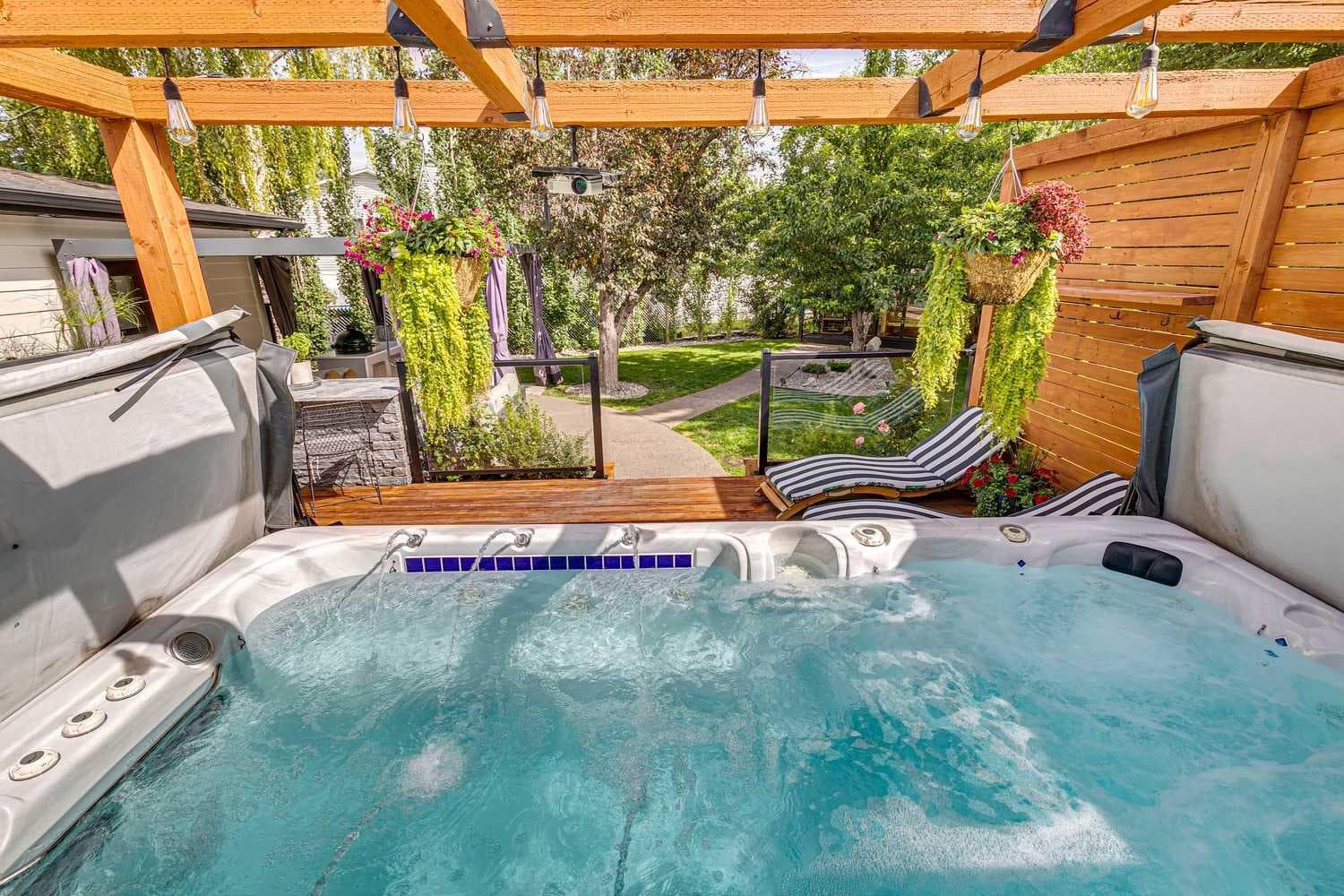 320 Braniff Place SW