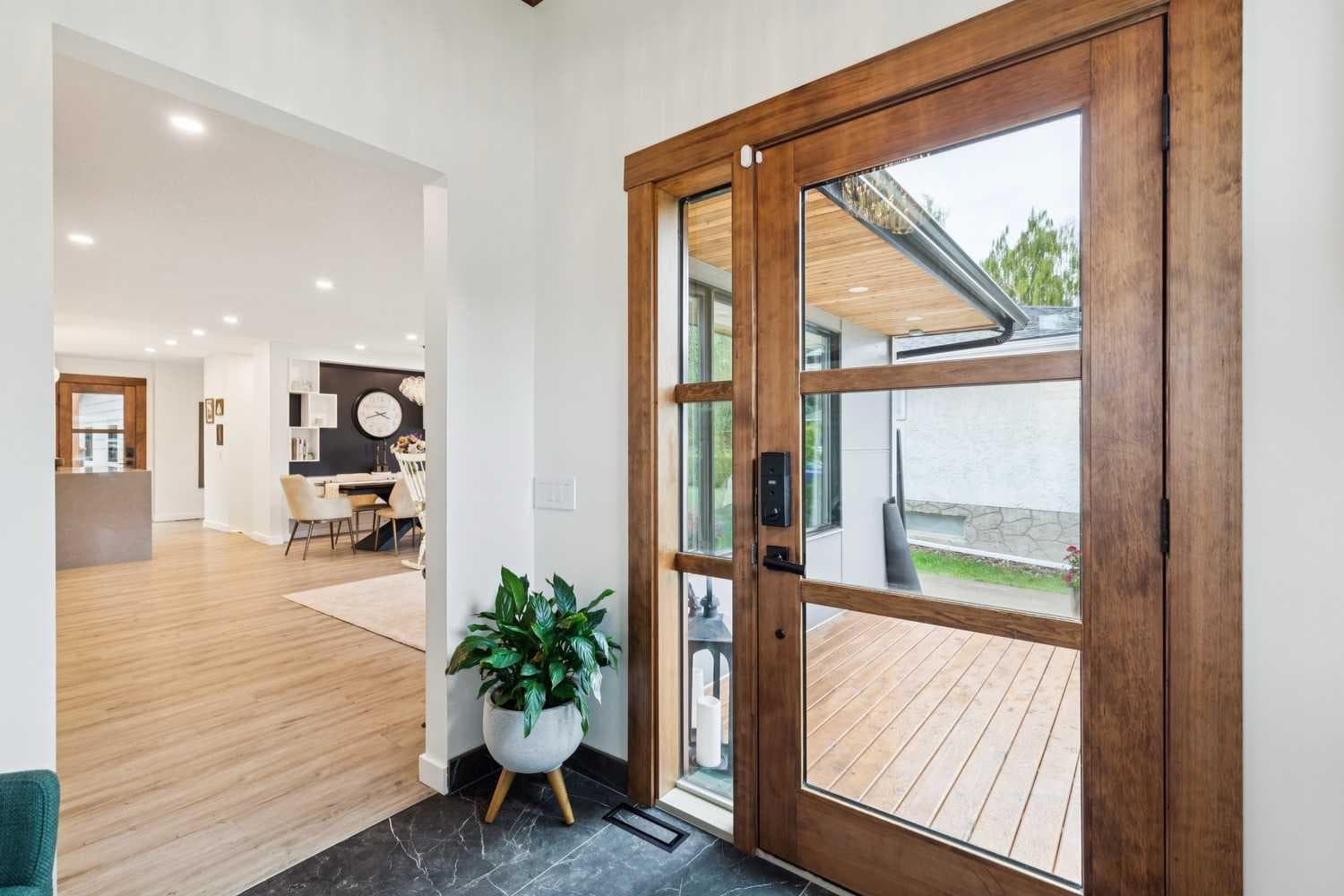 320 Braniff Place SW